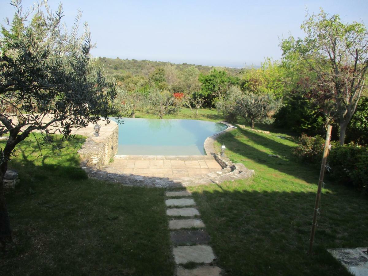 Gite Du Jardin Des Espuys Venasque Εξωτερικό φωτογραφία
