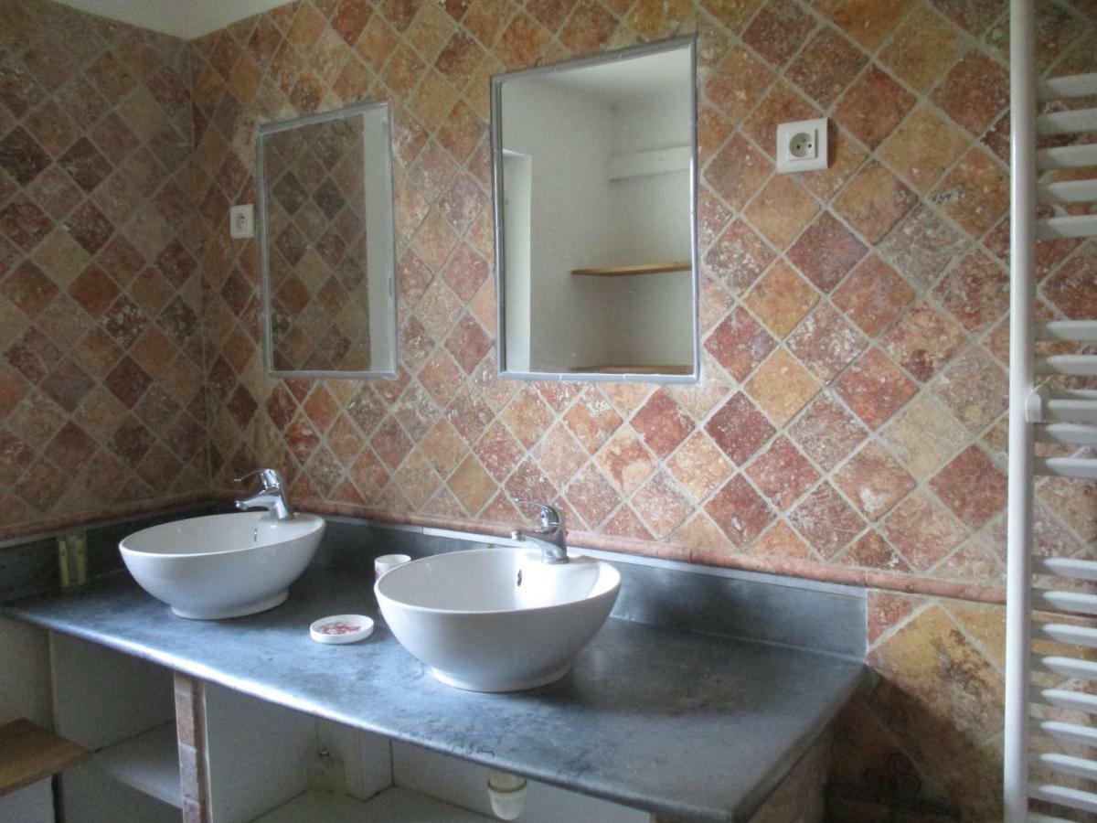 Gite Du Jardin Des Espuys Venasque Εξωτερικό φωτογραφία